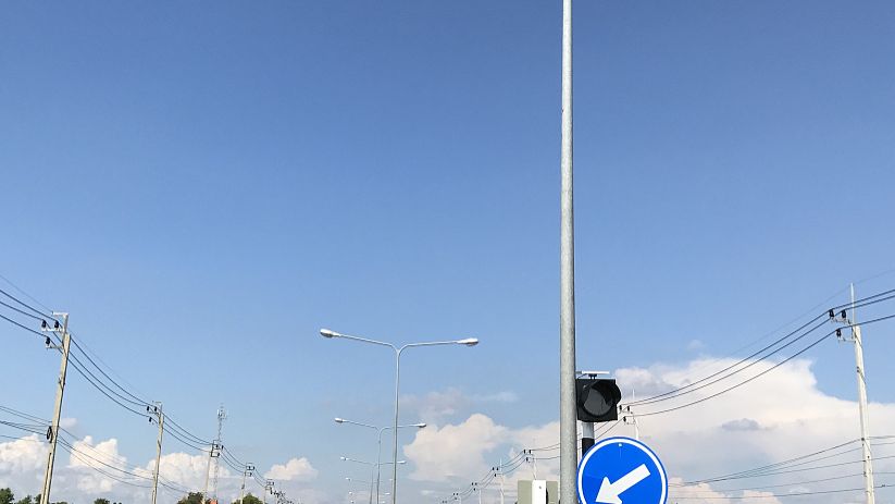新疆路灯灯杆设计