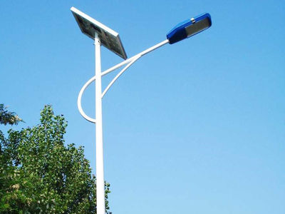 新疆太阳能路灯怎样防触电？